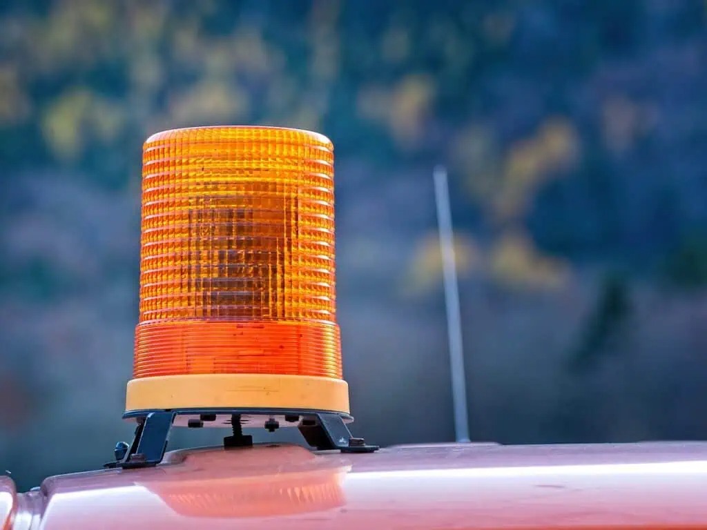 Warnleuchte V16: Sicherheit und Sichtbarkeit für Verkehrsteilnehmer